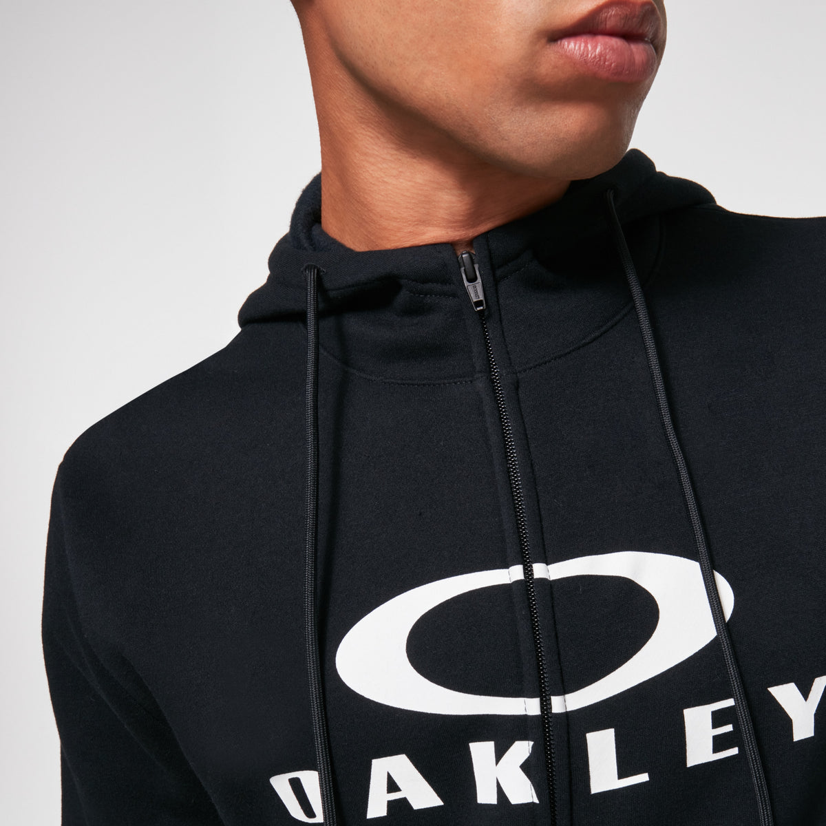 Casaco com Capuz OAKLEY BARK FZ 2.0 Preto/Branco