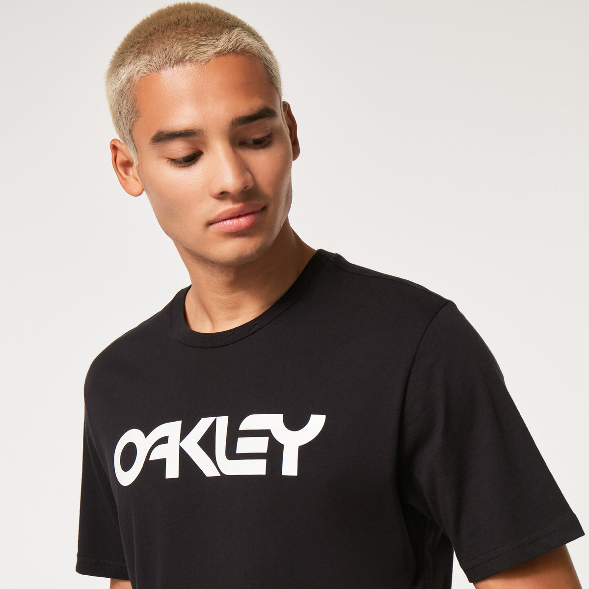 T-Shirt OAKLEY MARK II TEE 2.0 Preto/Branco