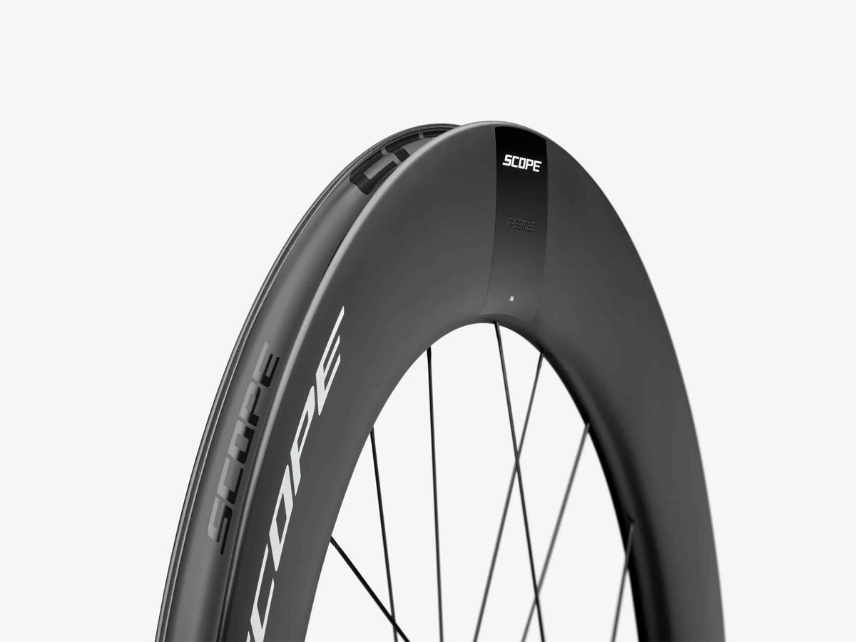 SCOPE Race R8T - perfil