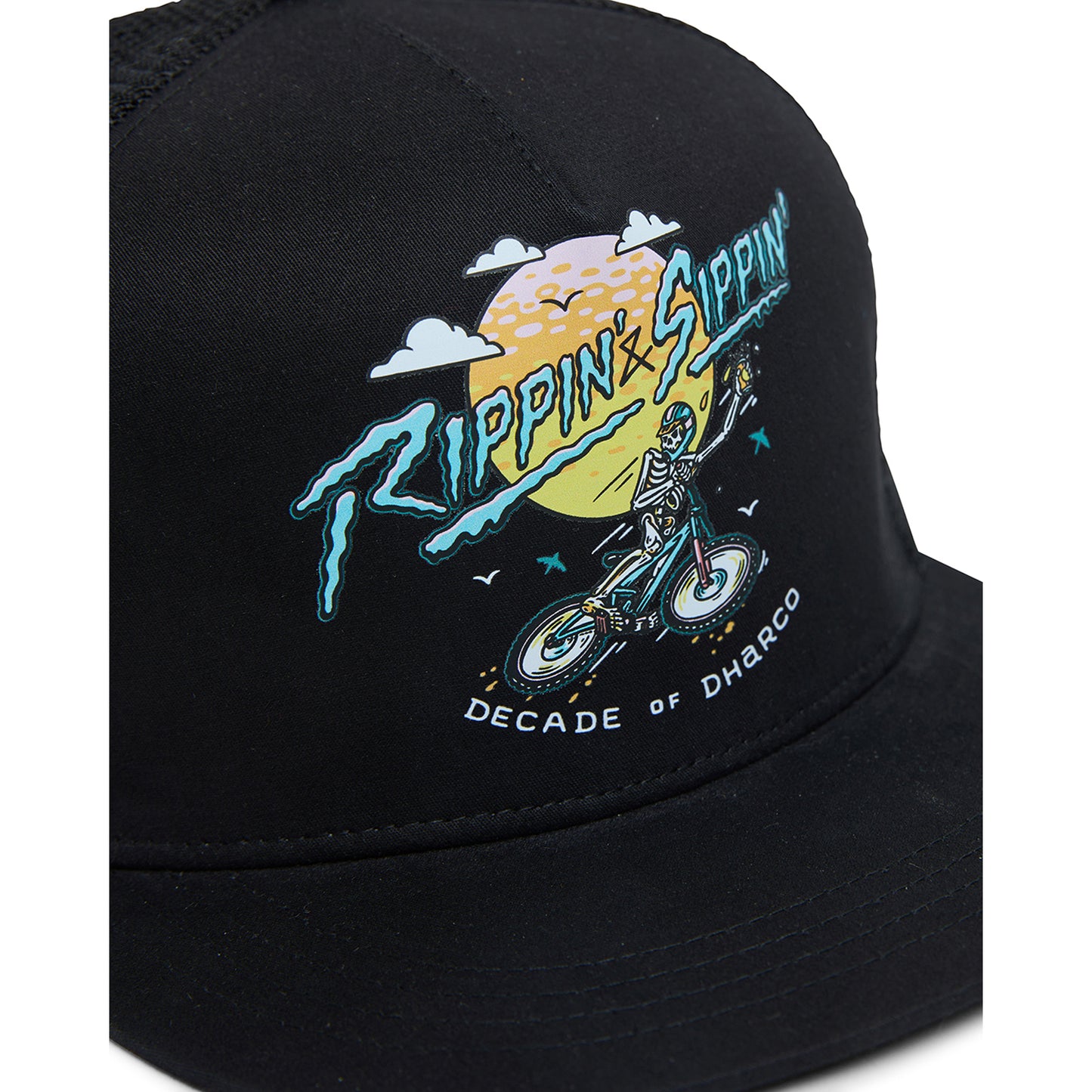 Boné DHARCO FLAT BRIM TRUCKER RIPPIN AND SIPPIN Preto