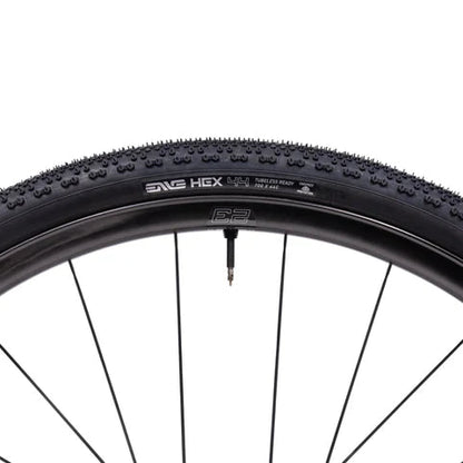 Pneu ENVE HEX CARAPACE 700c Tubeless Ready Preto