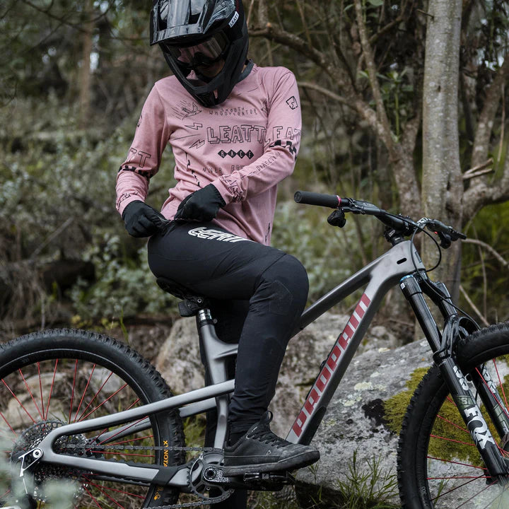 Calças LEATT MTB GRAVITY 3.0 para mulher Preto