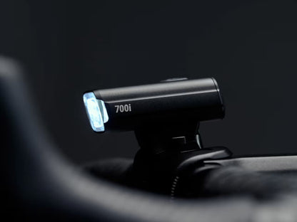 Luz Dianteira BBB NANOSTRIKE 700i Preta
