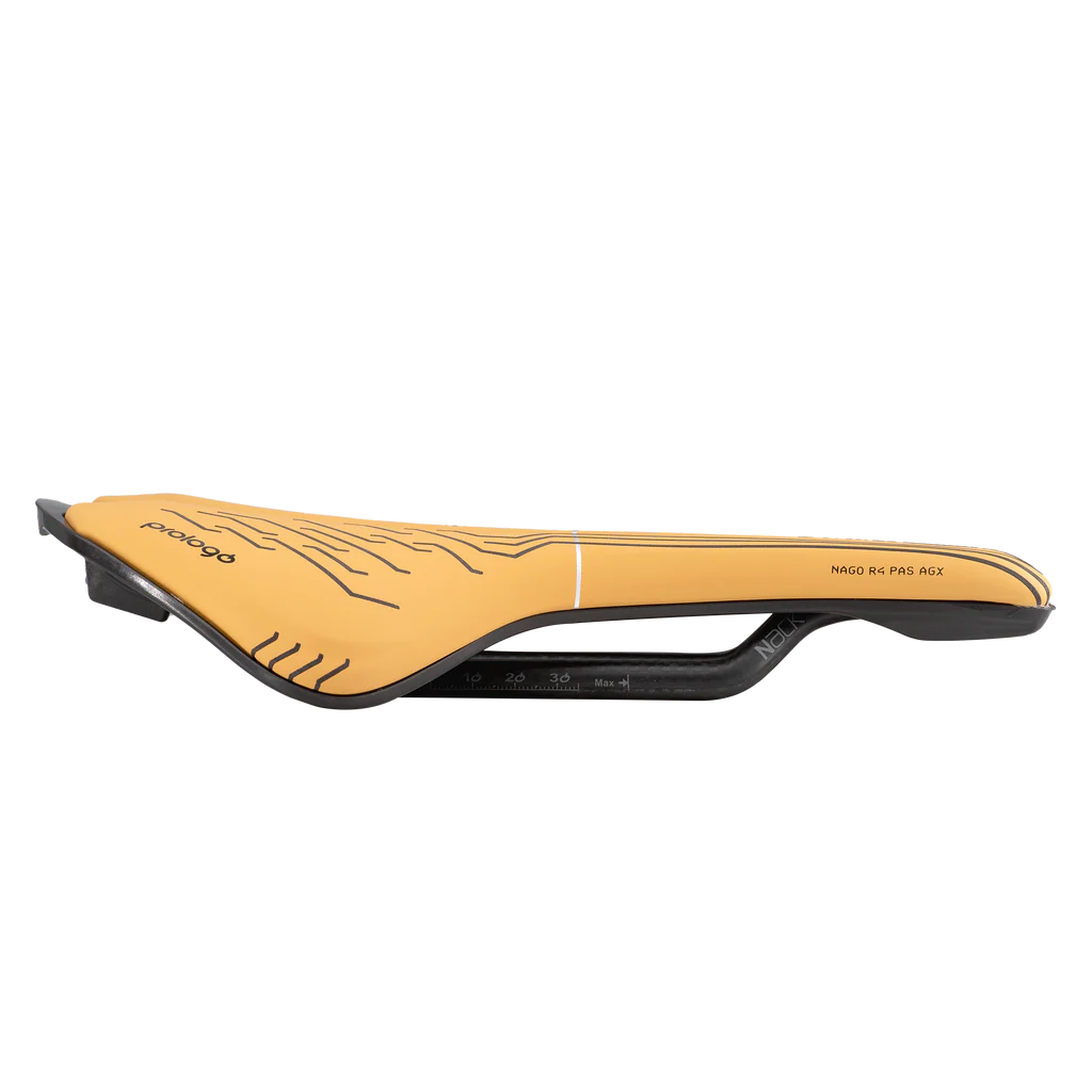 PROLOGO NAGO R4 PAS AGX 137mm Selim Nack Rails Castanho