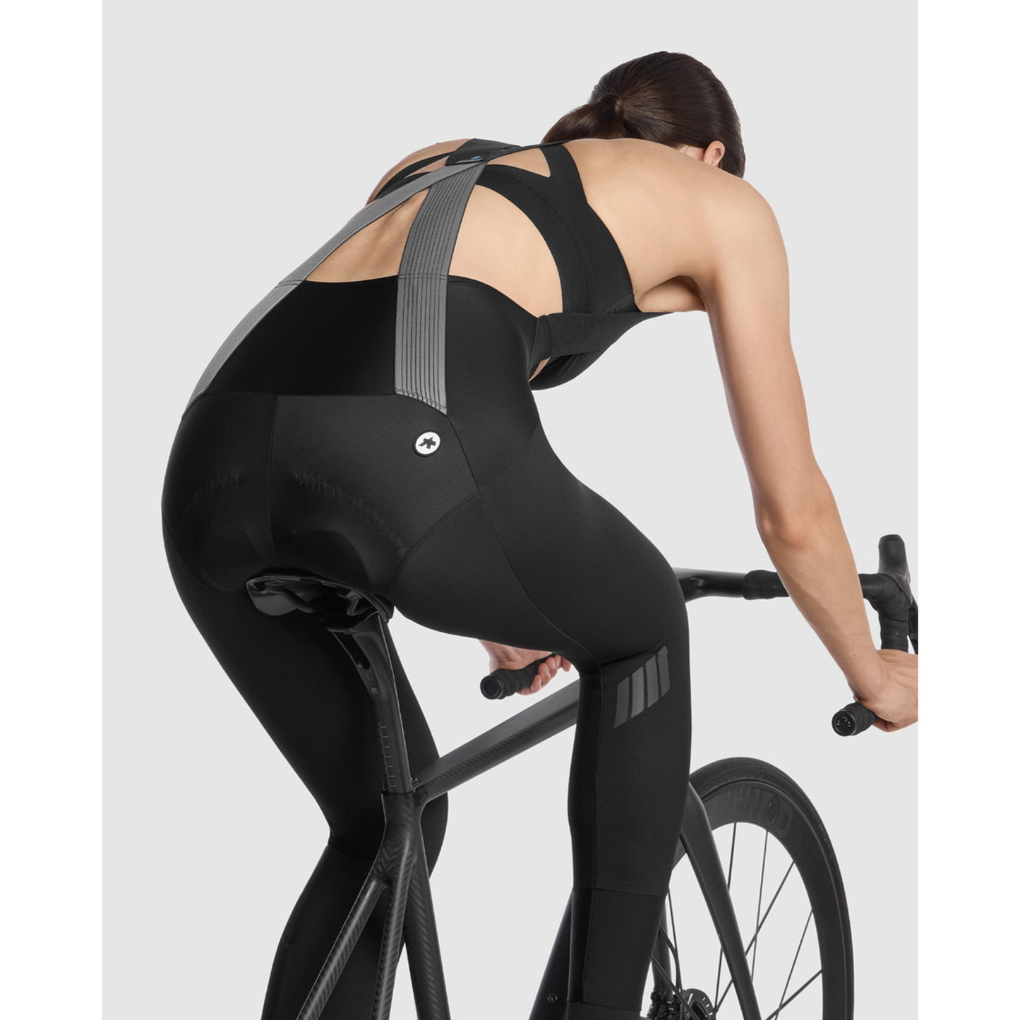 ASSOS UMA GT UZ S11 Bib Tight preto para mulher