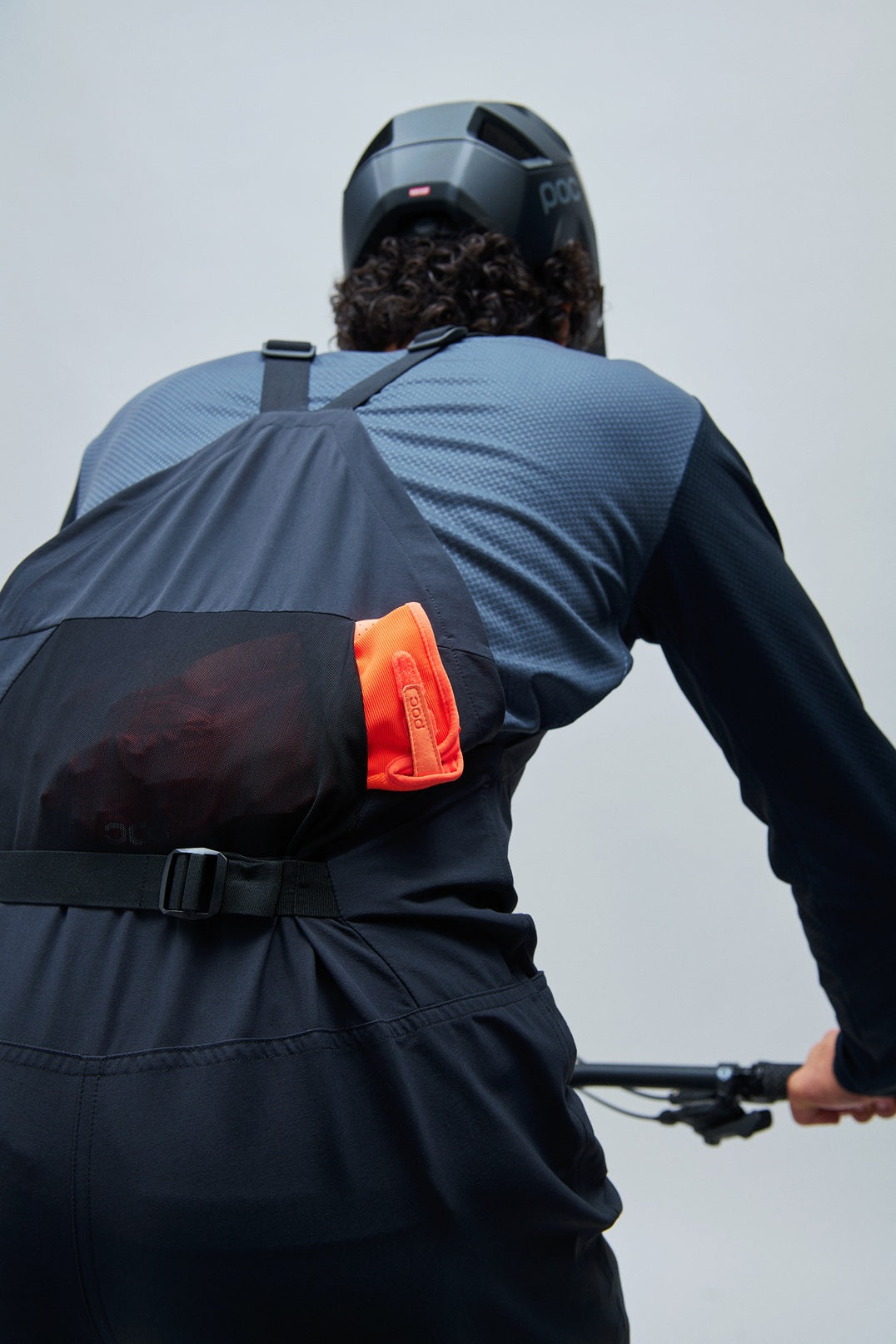 POC MOTION DUNGAREE Macacão Preto