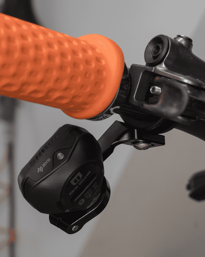 Abraçadeira BIKEYOKE PODDY EV para Comando de Velocidades SRAM AXS POD Direito