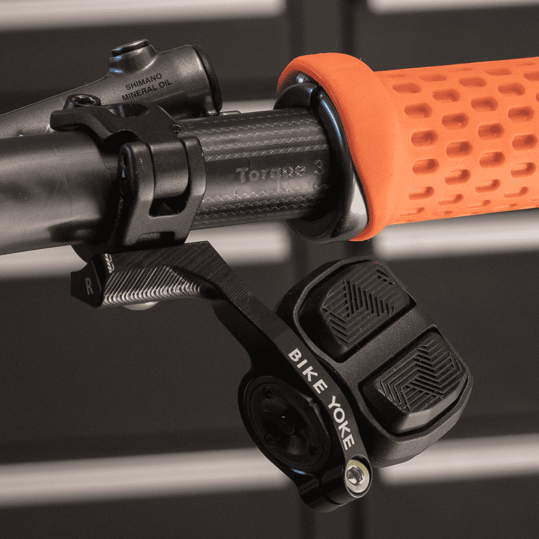 Colar BIKEYOKE PODDY EV para a alavanca de velocidades direita SRAM AXS POD