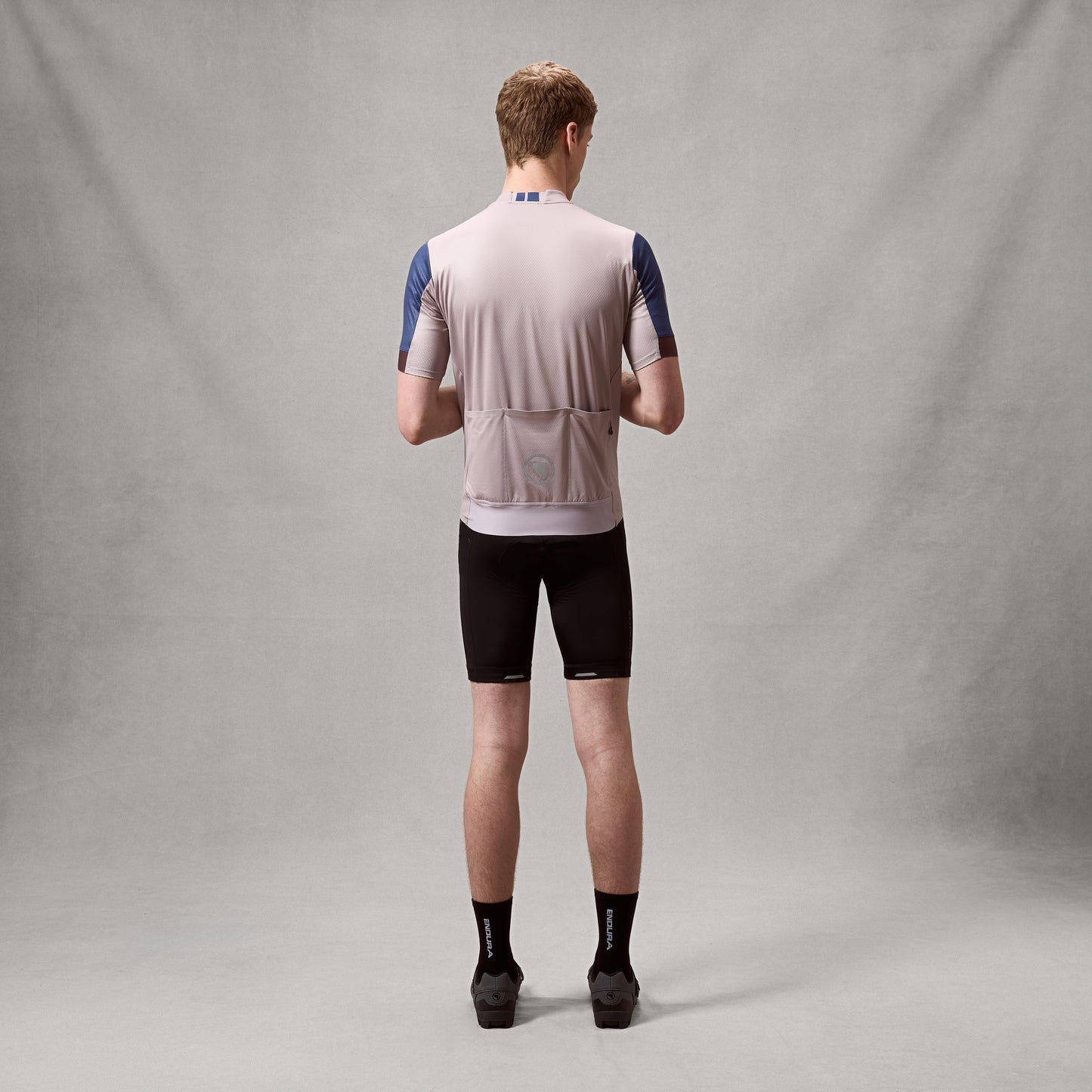 Camisola ENDURA FS260 de manga curta em titânio