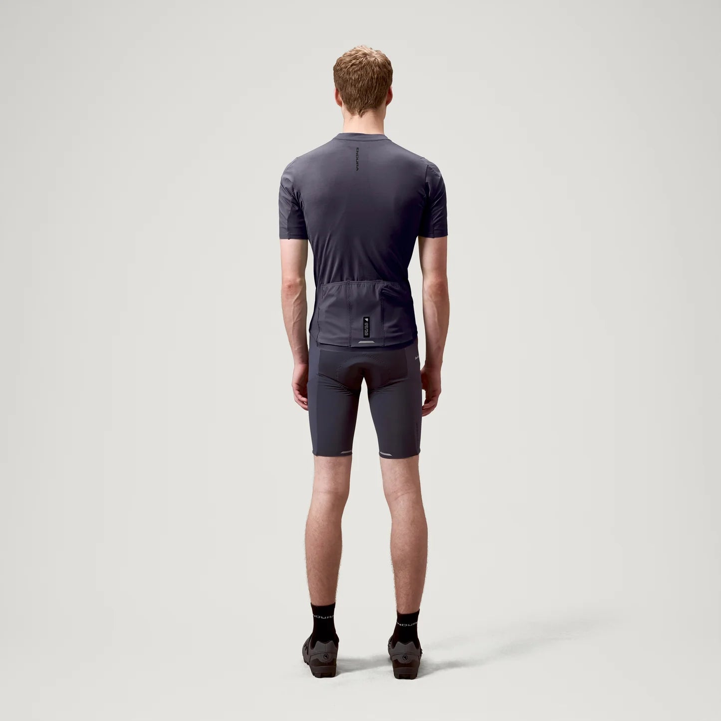 ENDURA ALLTRACK RIDE Camisola de manga curta em carbono com sementes antigas