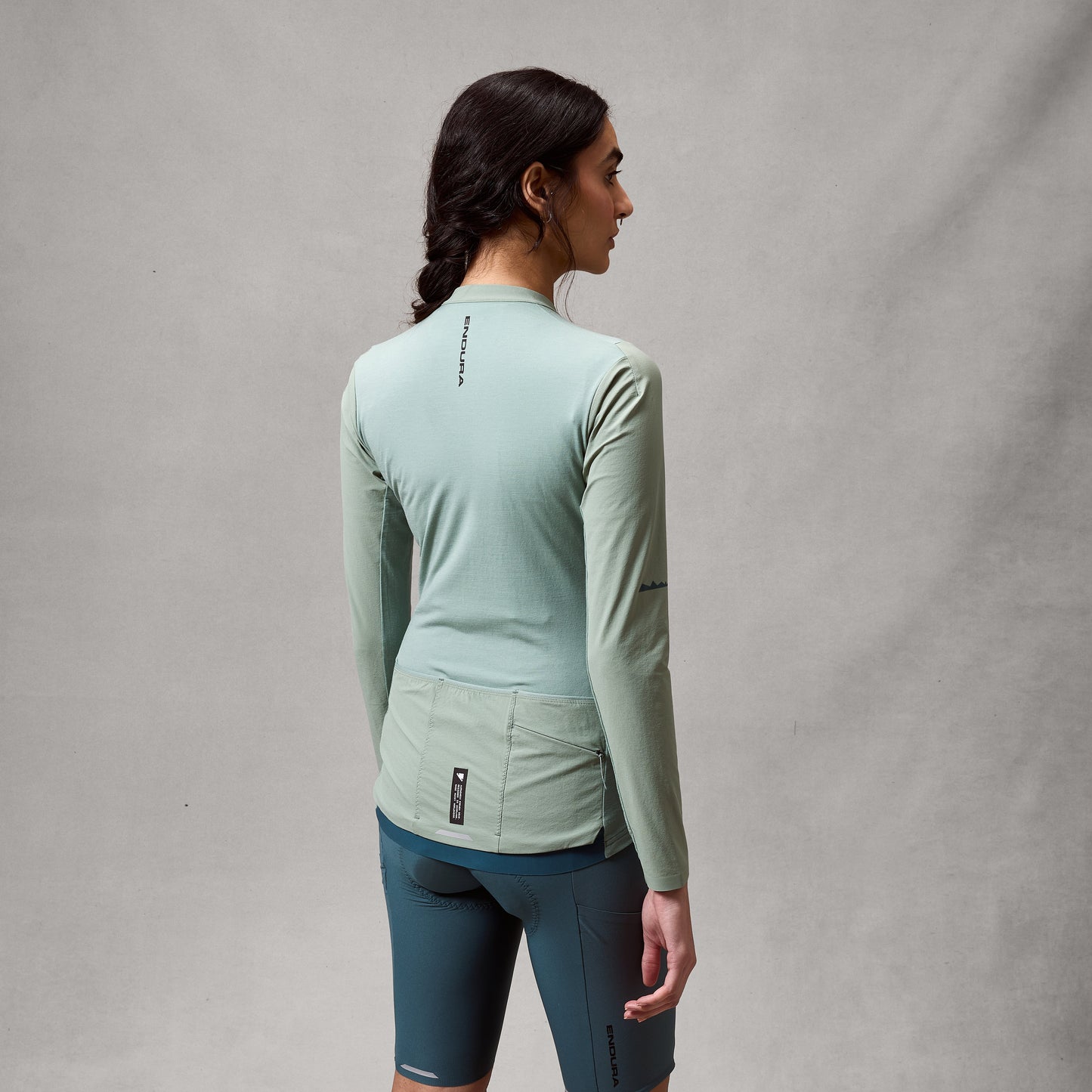 Camisola de manga comprida para mulher ENDURA ALLTRACK RIDE Verde Sage
