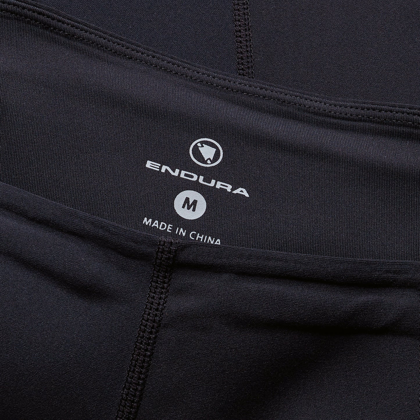 ENDURA LOOP Short Preto 2025