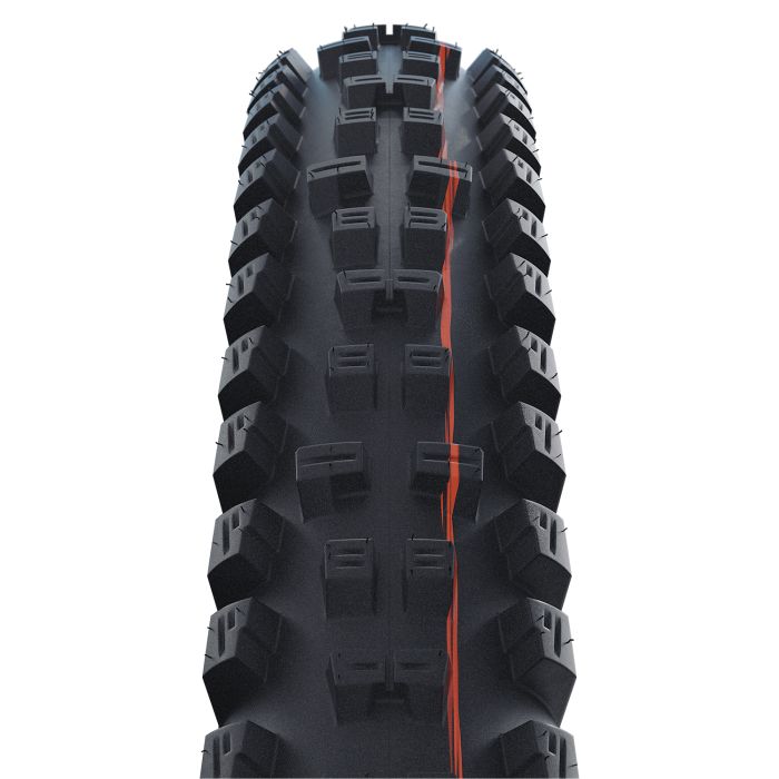 SCHWALBE TACKY CHAN 29x2.40 ADDIX SOFT SUPERGROUND Pneu macio preparado para tubeless