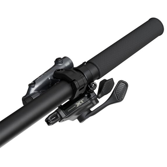 Manípulo direito 11v M8230-R (embargo 02/08)