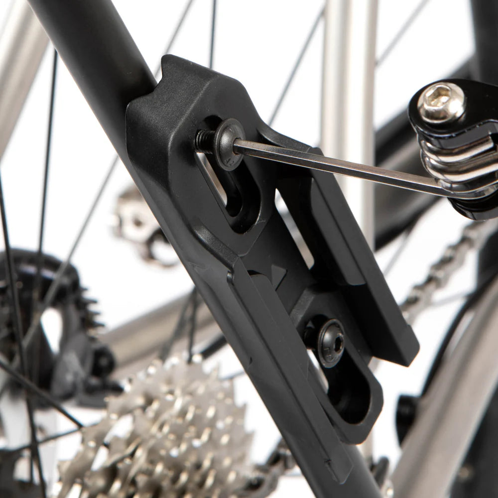 Porta-bagagens RACK DE COMANDO RESTRAP