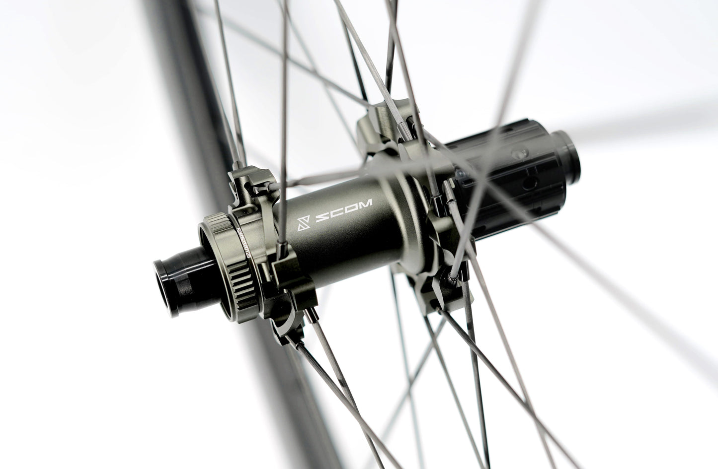 Pares de rodas SCOM ULTRA 62 Tubeless Ready (Center Lock)