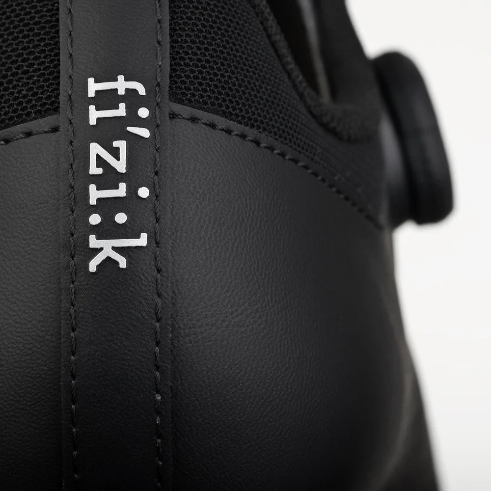 Sapatilhas de estrada FIZIK VENTO OMNA WIDE Preto