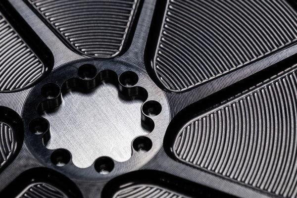 Mono 12/13V WOLF TOOTH AERO Montagem direta na coroa de 8 parafusos Sram