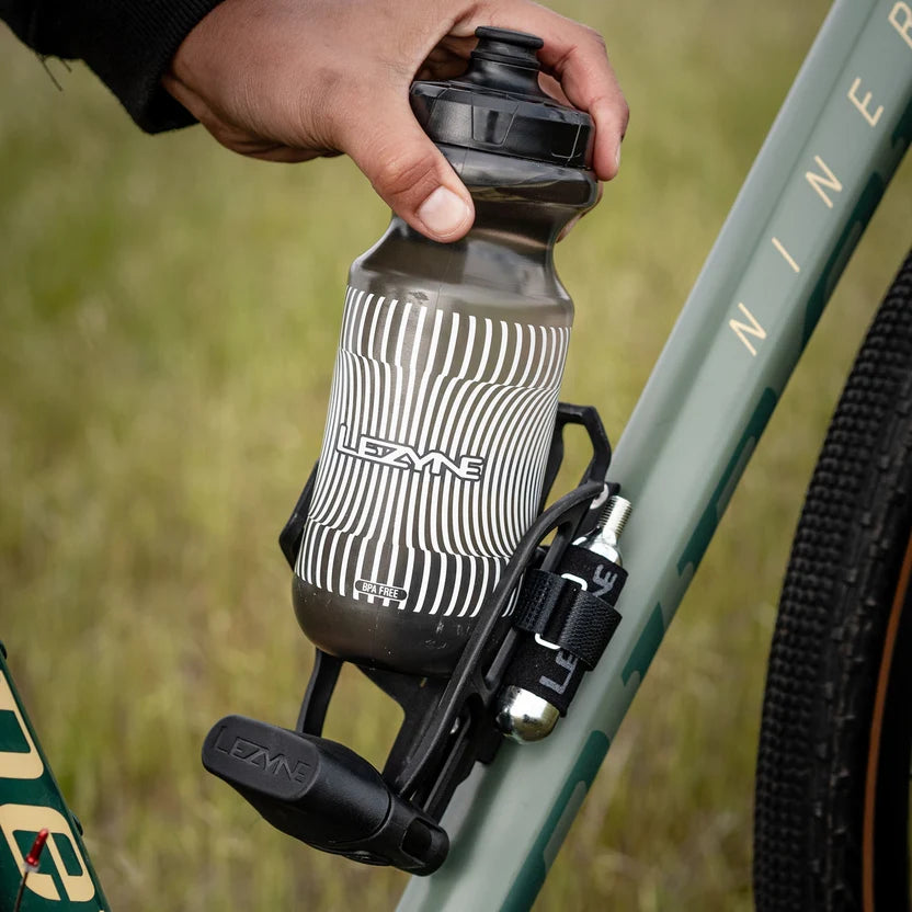 Porta-Bidon e Porta-Ferramentas LEZYNE TUBELESS FLOW STORAGE Preto