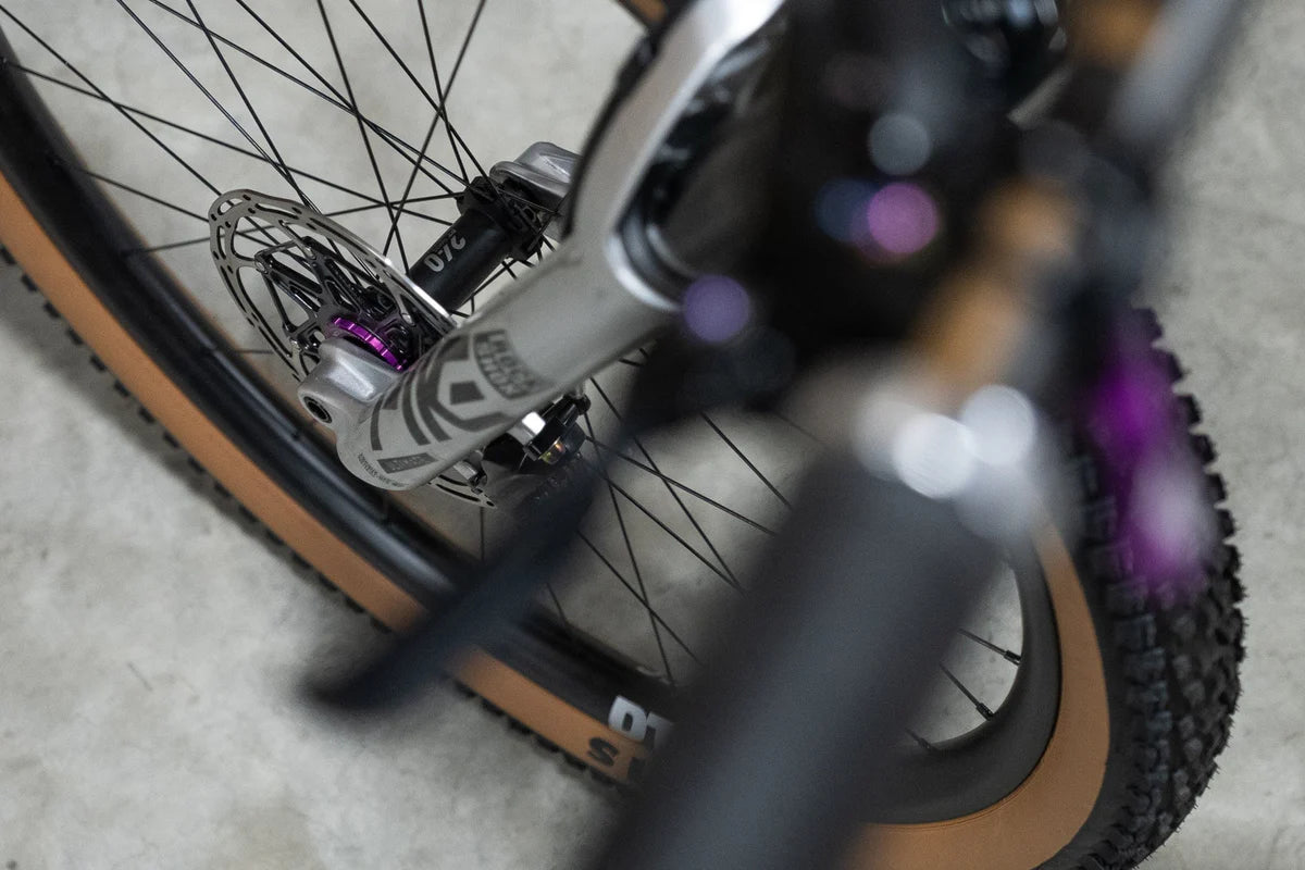 Porca Centerlock externa WOLF TOOTH Prateada