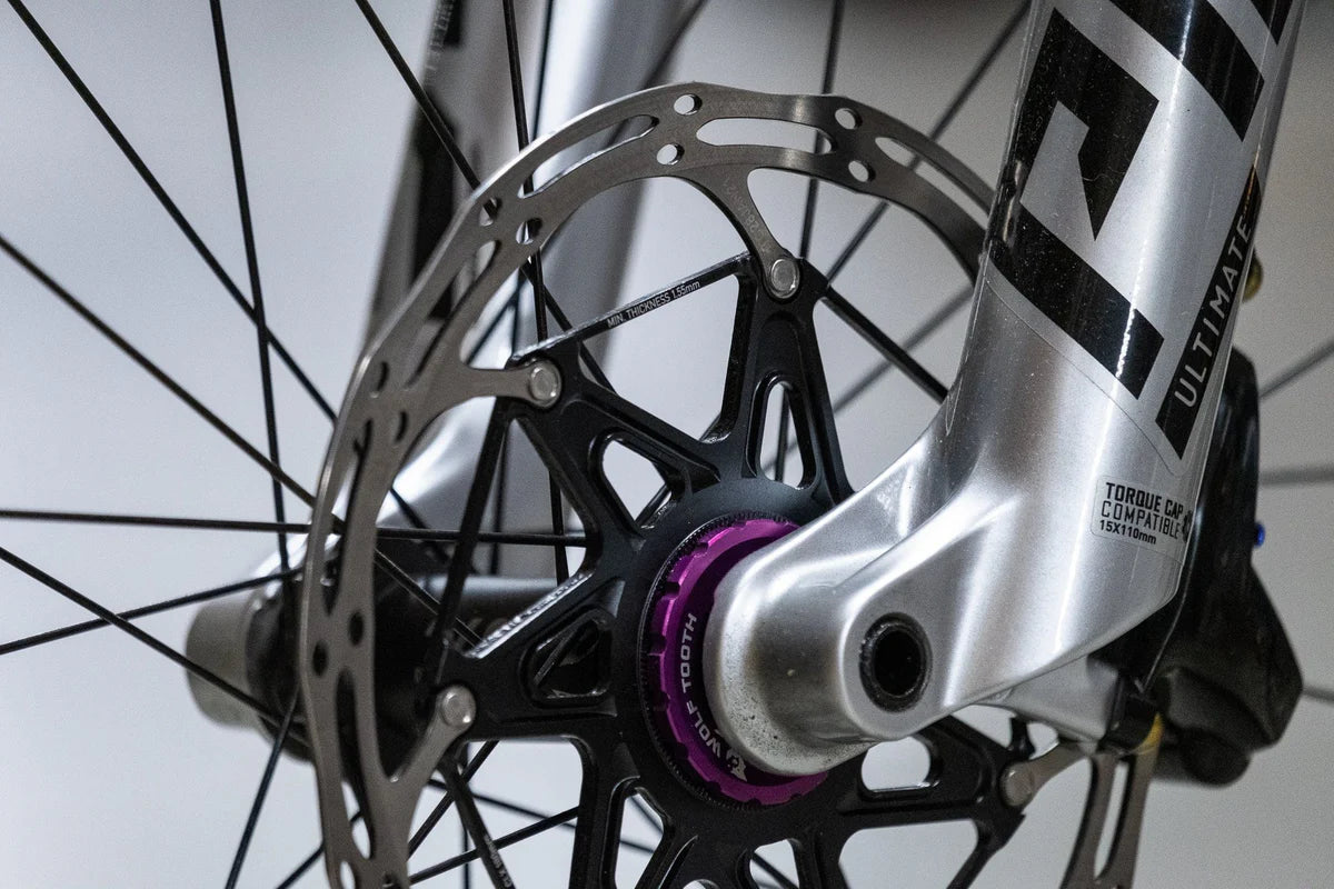 Porca Centerlock externa WOLF TOOTH Prateada
