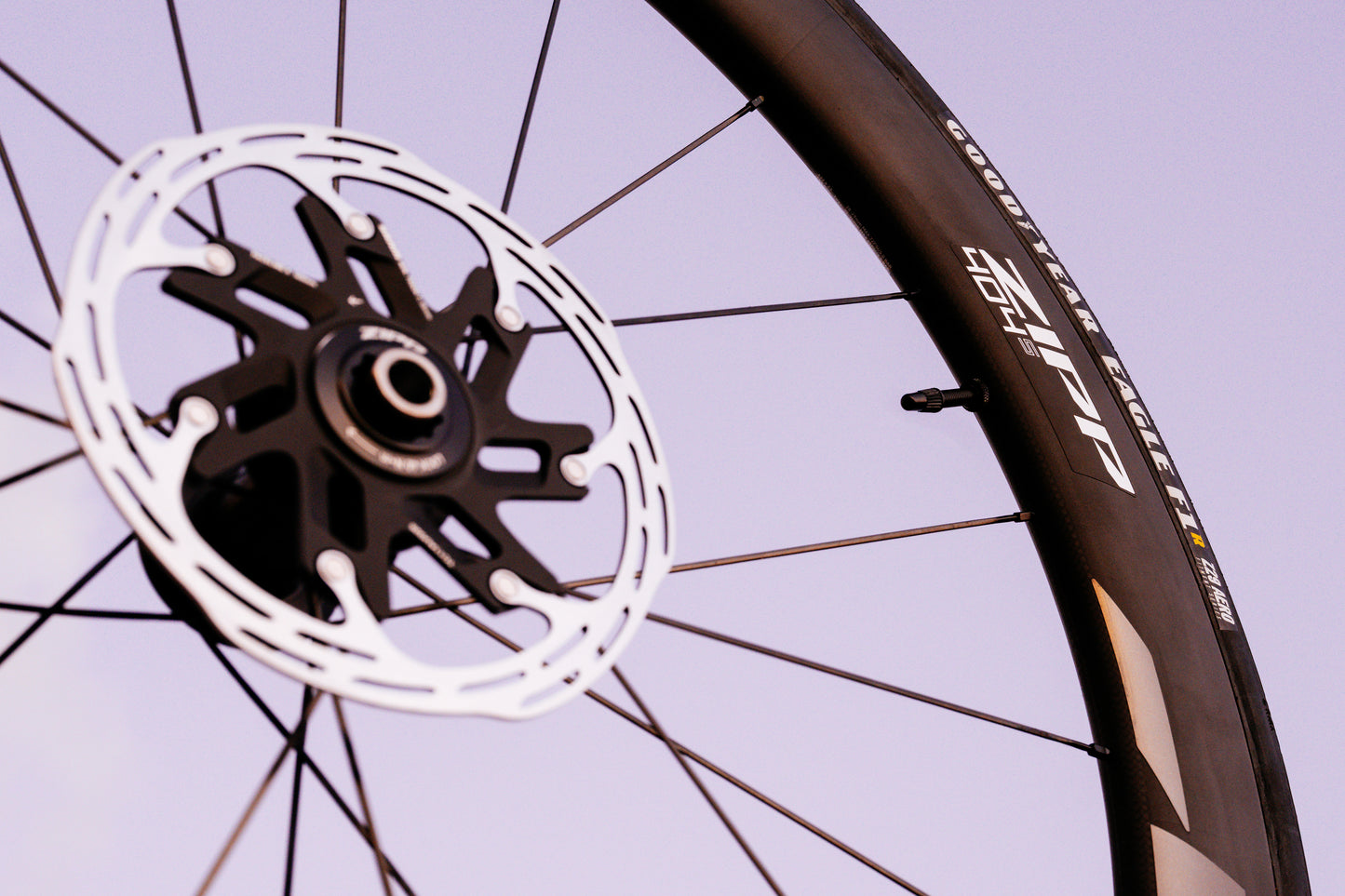Roda traseira ZIPP 404 S A1 Preto