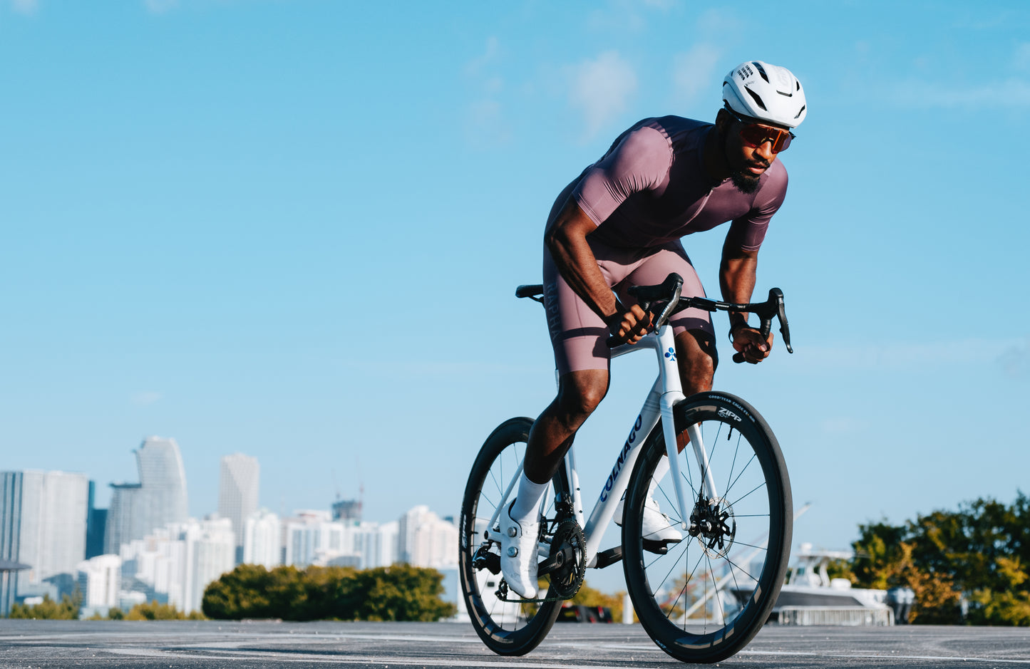 Roda traseira ZIPP 404 S A1 Preto