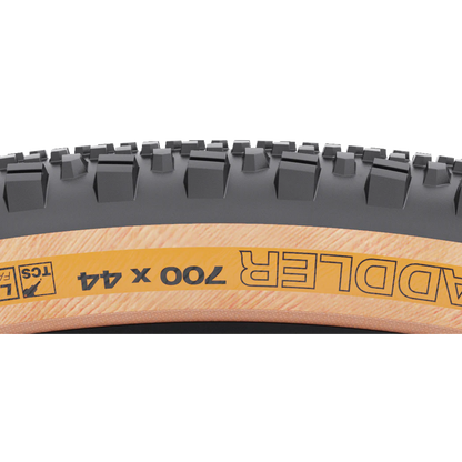 Pneu WTB RADDLER TCS LIGHT FAST ROLLING DUAL DNA SG2 700x44c Tubeless Ready Reforçado Bege