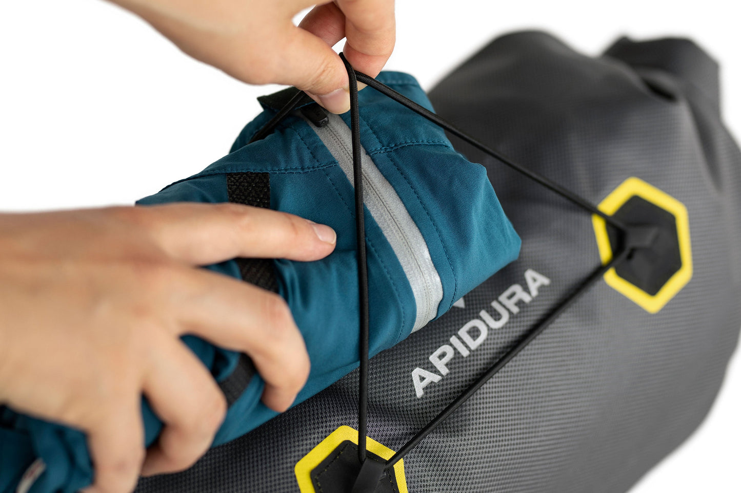 Saco para guiador APIDURA EXPEDITION HANDLEBAR PACK 14 L Preto