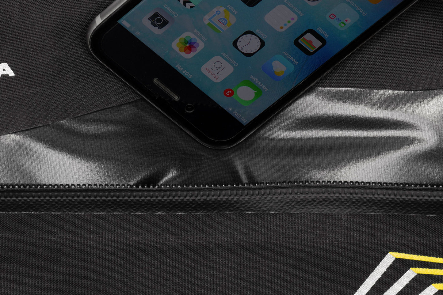 Saco para quadros APIDURA RACING FRAME PACK 4 L Preto