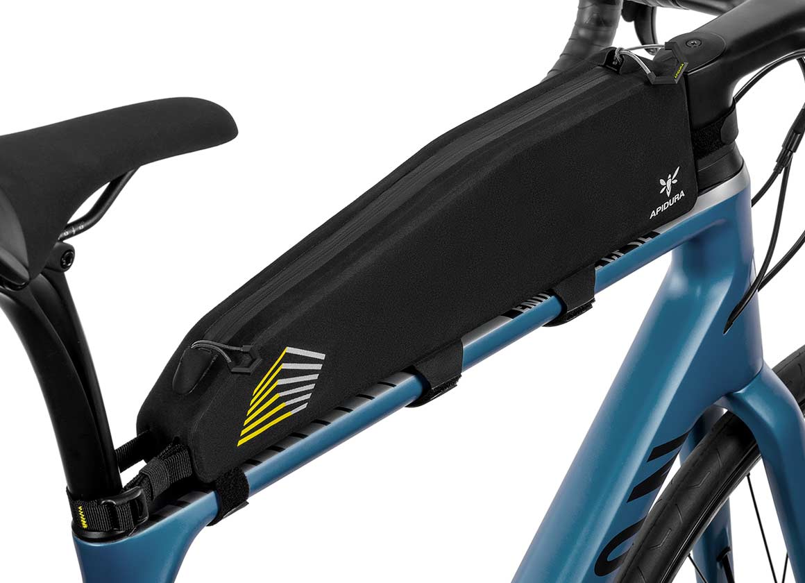 APIDURA RACING LONG TOP TUBE PACK 2 L Saco de armação Preto