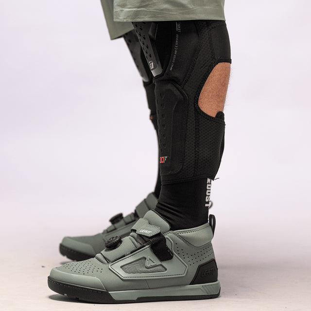 Joelheiras LEATT 6.0 EVO EXT Preto