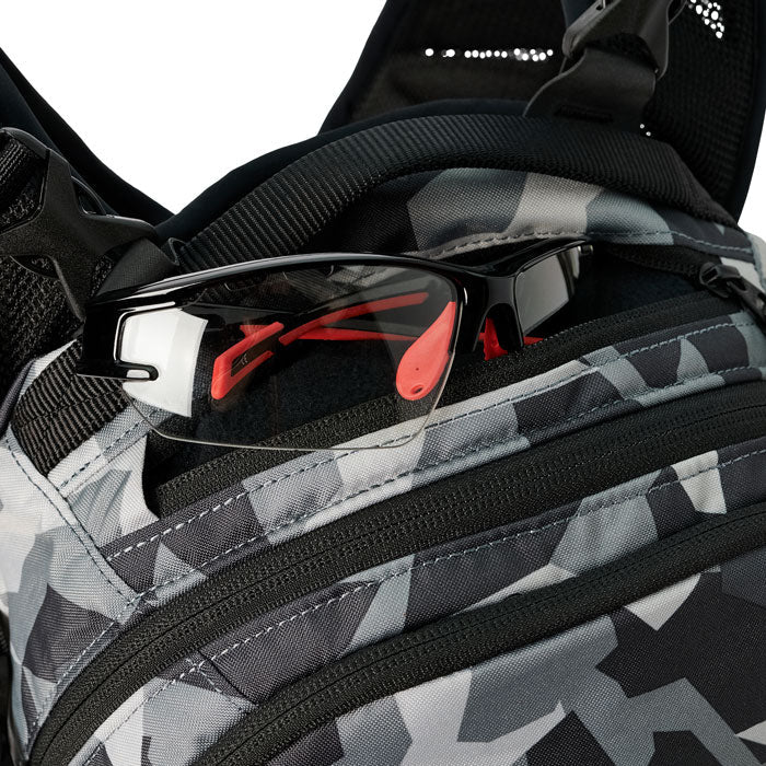 Mochila USWE SHRED 16 L Camo