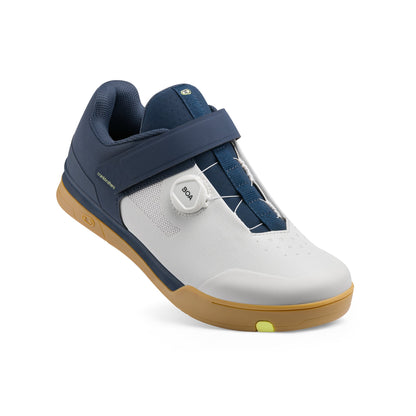 Sapatos de BTT CRANKBROTHERS MALLET BOA CLIP azul-marinho/cinzento/borracha natural — em utilização
