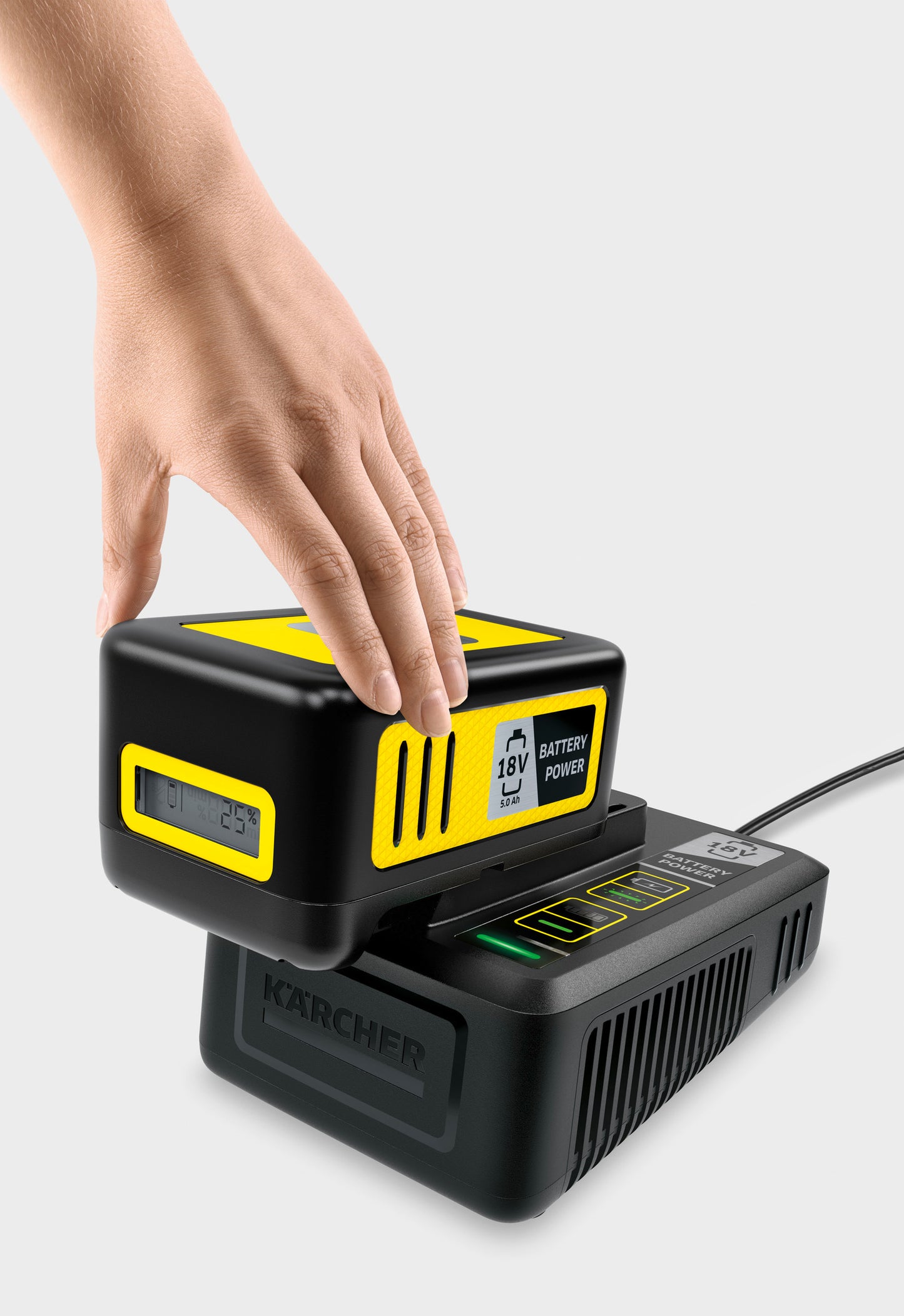 Conjunto de bateria KÄRCHER Battery Power 18 V / 5 Ah + carregador rápido