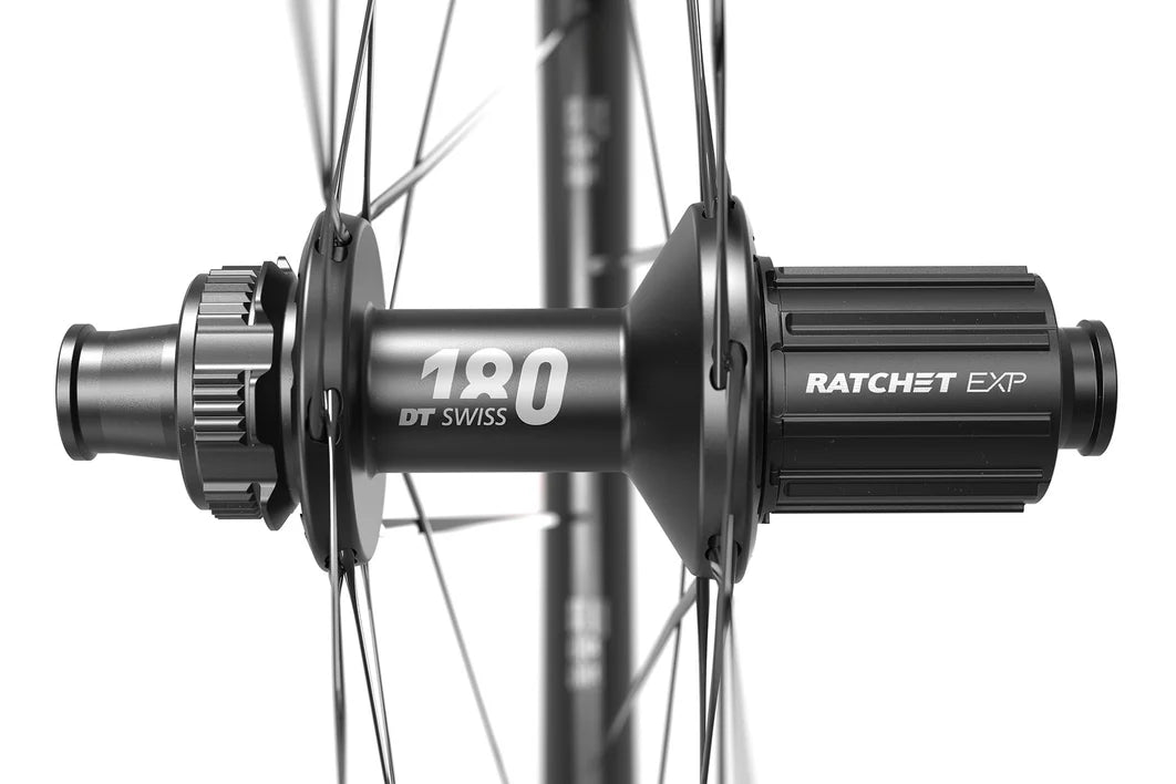 Roda traseira DT SWISS ERC 1100 DICUT 45 DISC Tubeless Ready (Center Lock)