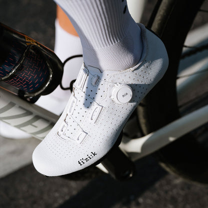 Sapatos de Estrada FIZIK TEMPO DECOS CARBON WIDE Branco