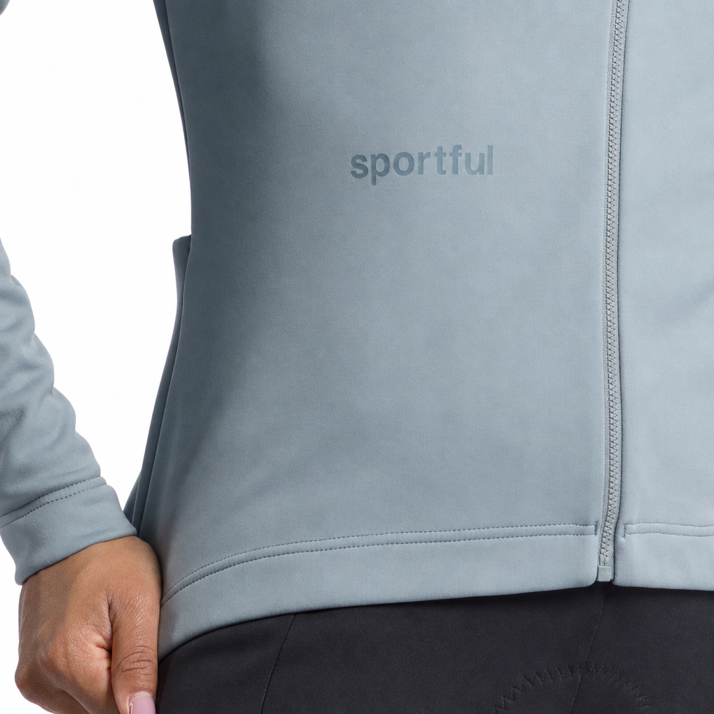 Casaco SPORTFUL CLASSIC 2 de senhora cinzento, detalhe frontal sobre fundo branco