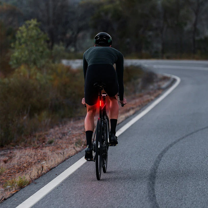 Iluminação traseira RAVEMEN TR 30