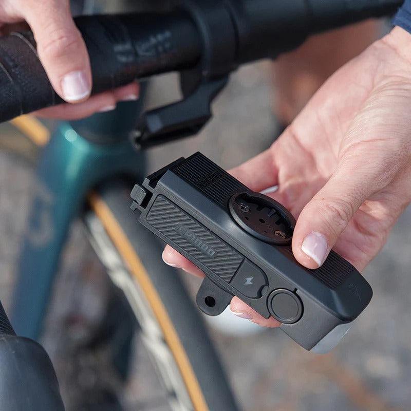 Luz frontal RAVEMEN FR 1000 - Garmin/Wahoo/Bryton