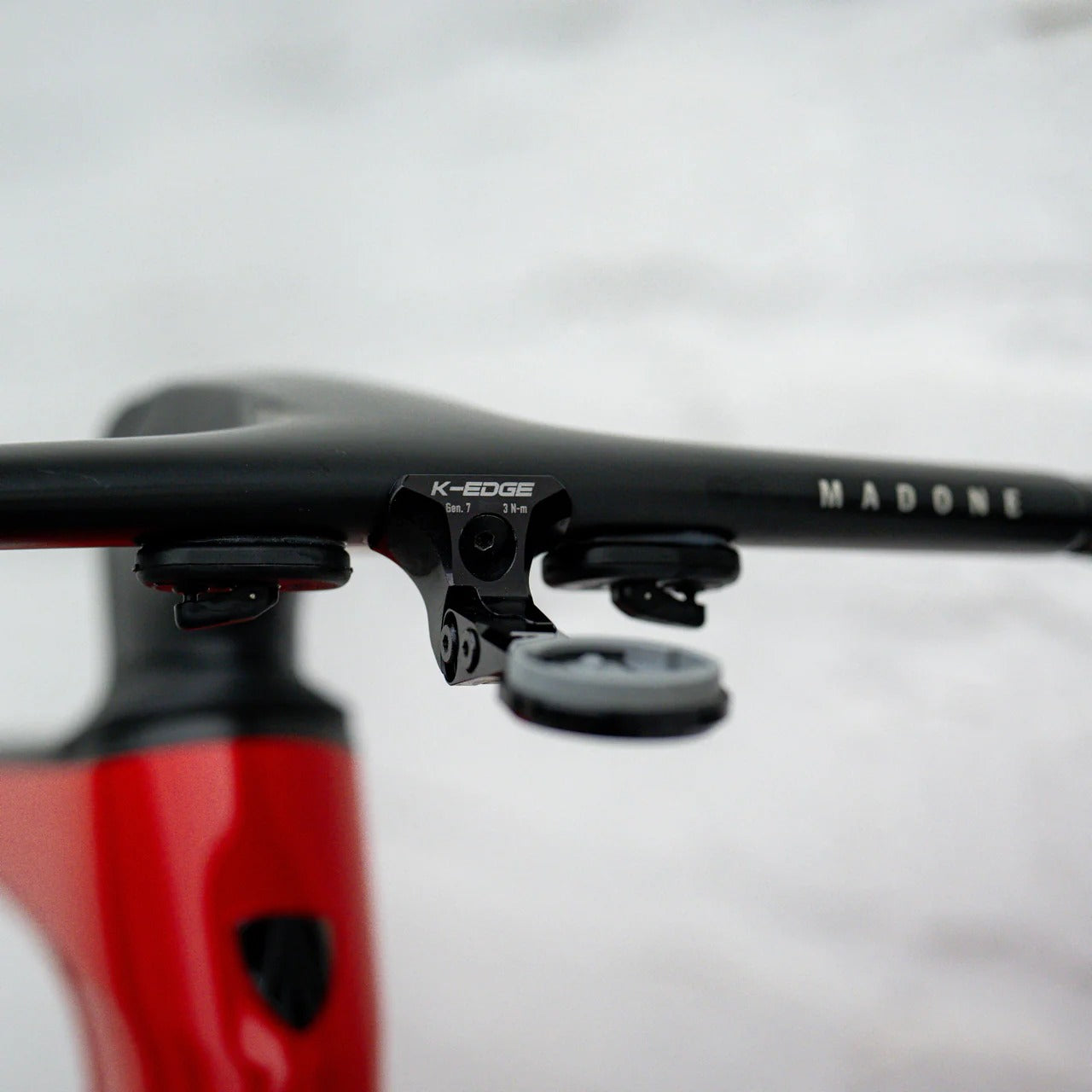 Suporte para GPS Wahoo K-EDGE Regular Mount Madone Gen 7 / Emonda