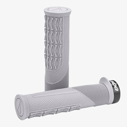 SDG OPEN CORE THRICE grips 136 mm Cinzento