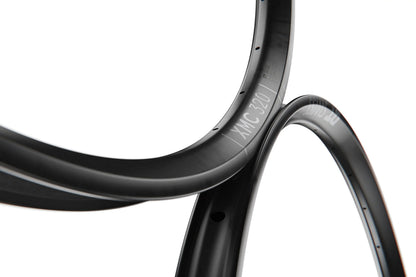 Aro DT SWISS XMC 320 27.5" 30 mm