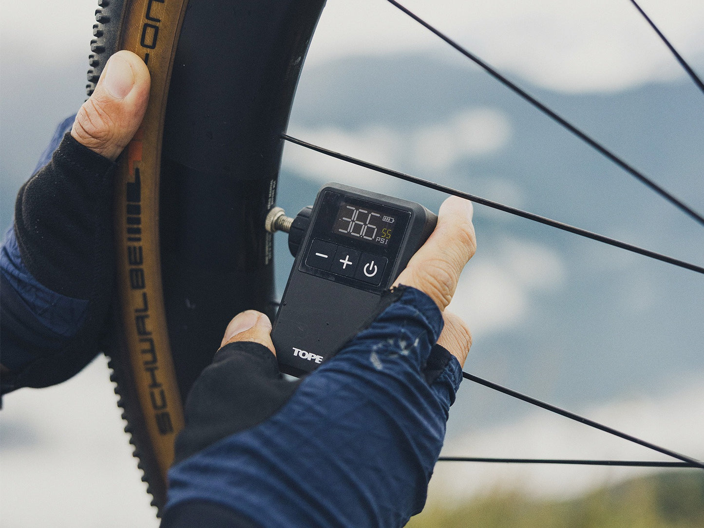 Mini Bomba Eléctrica TOPEAK E-BOOSTER DIGITAL MINI