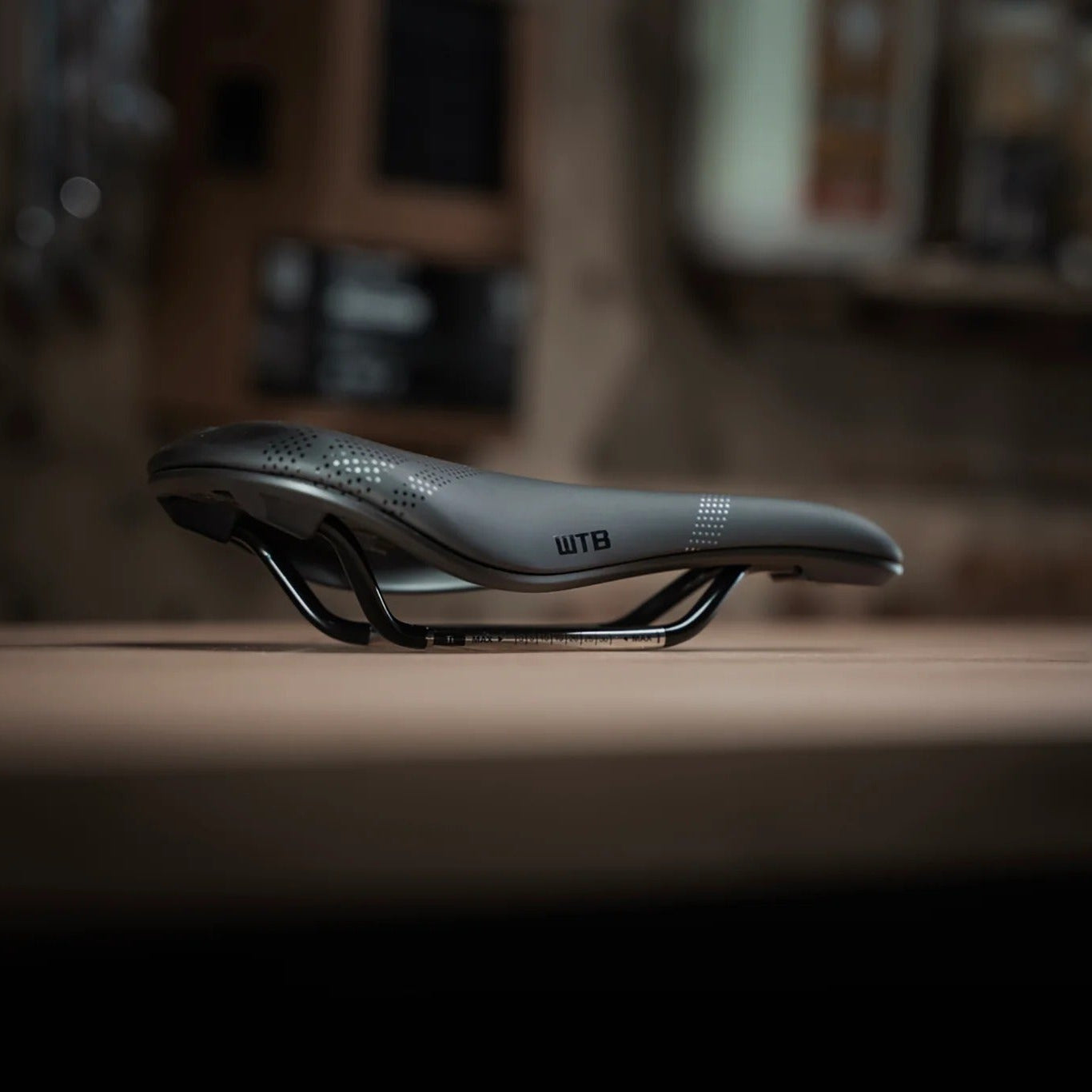 WTB SOLANO FUSION FORM 142mm Selim CrMo Rails