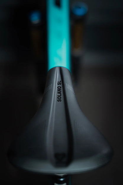 Selim WTB SOLANO SL Medium 142mm Trilhos Carbono