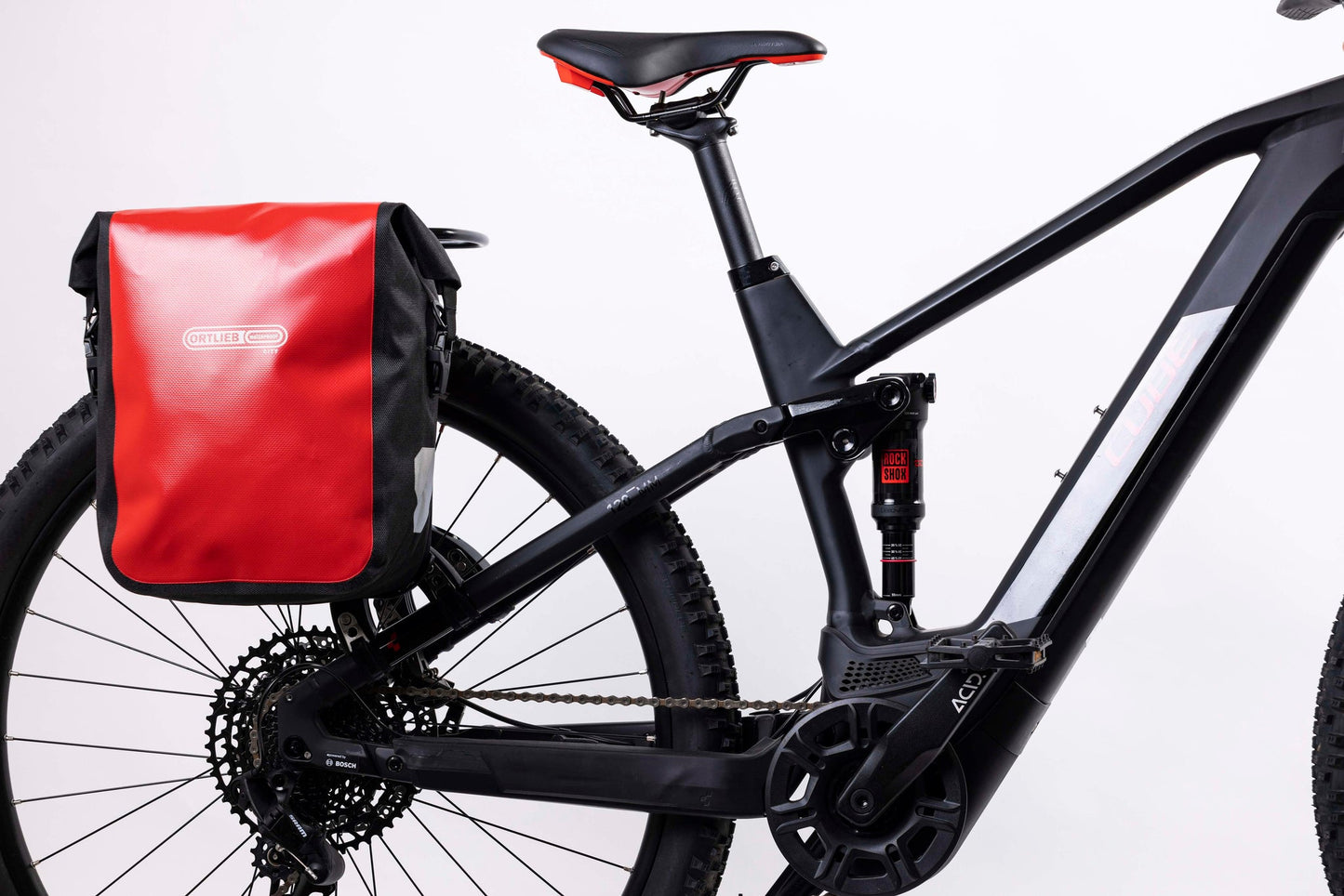 Porta-bagagens traseiro com suporte universal para as malas AEROE Spider