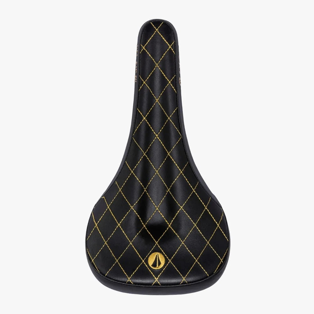 Selim SDG BEL-AIR V3 MAX com carris Lux-Alloy preto/dourado e pespontos