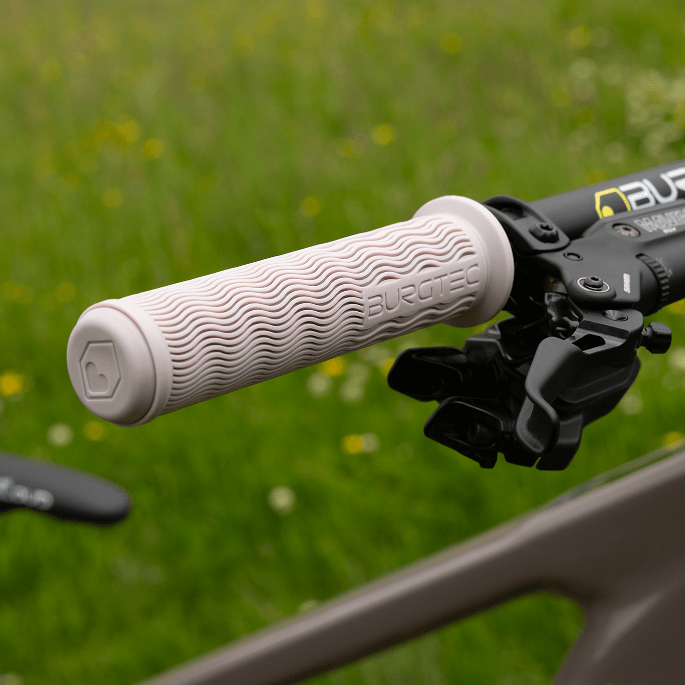 Grips BURGTEC THE BARTENDER PRO VERO SANDLER SIGNATURE Lock-On Bege