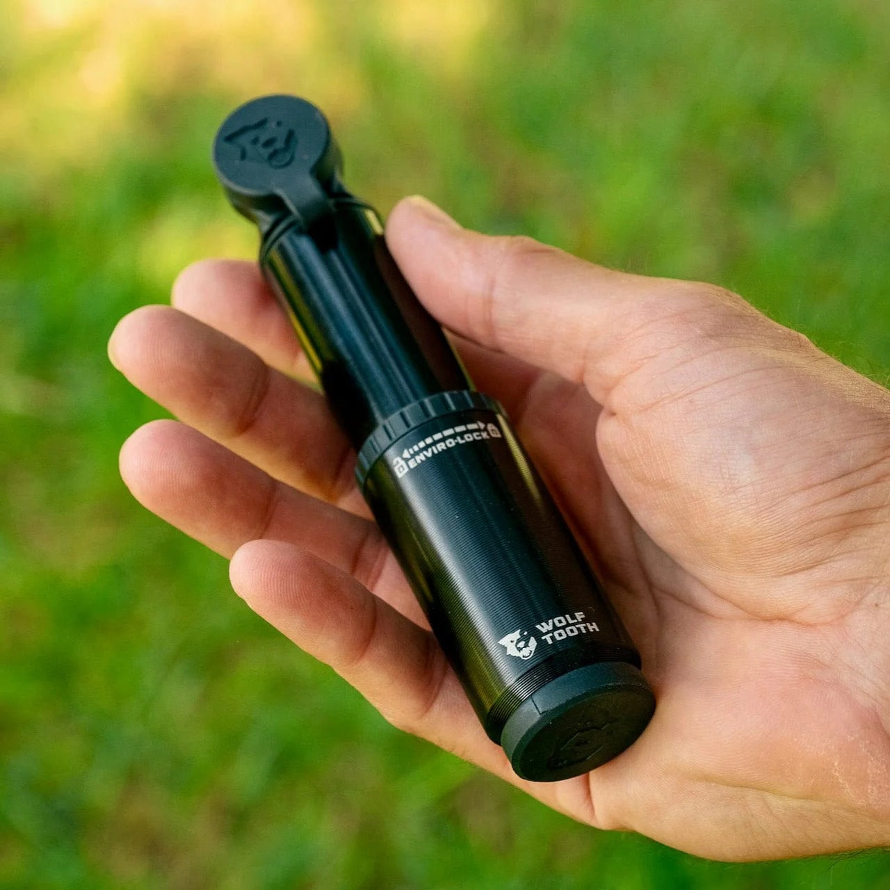 Bomba manual WOLF TOOTH CLICK VALVE 30CC